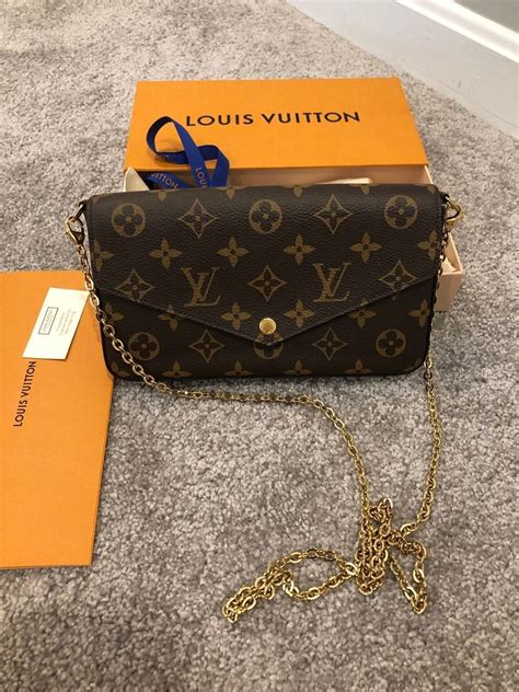 louis vuitton black purse gold chain